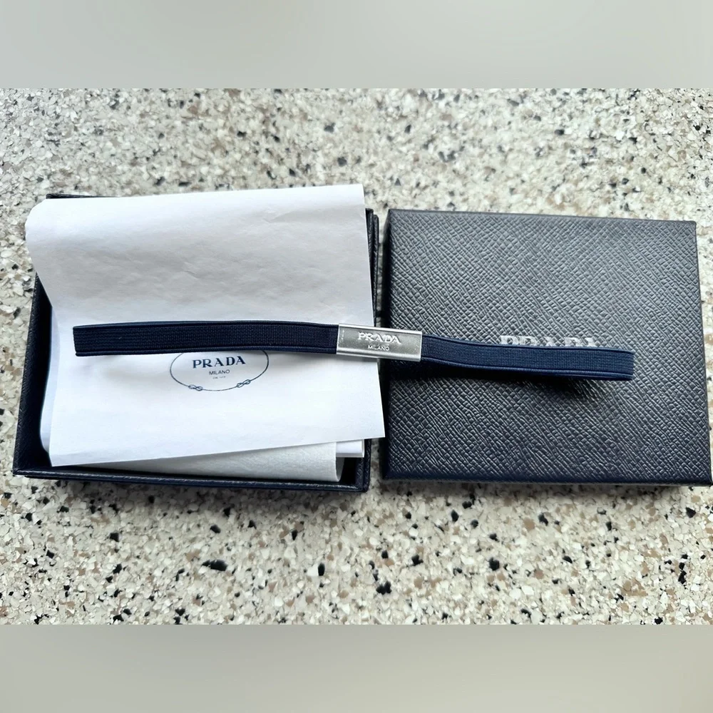 NEW PRADA BOX - Picture 2 of 4